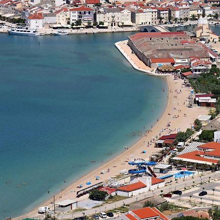 Apartments By The Sea Pag - 11778 Pag Town Εξωτερικό φωτογραφία